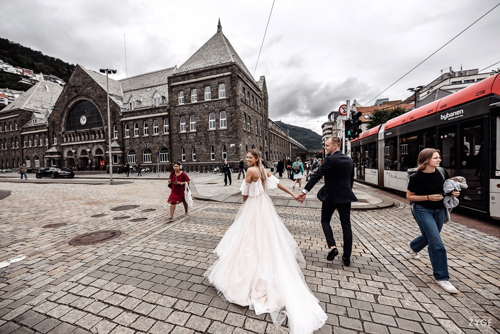 dovile arnas norway bergen vestuviu fotografe laura zyge photography 11 - Vestuvės